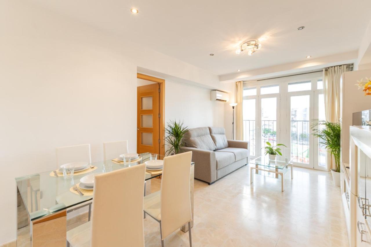 Charming 3 Bedroom Apartment At Triana Center By Oui Sevilha Exterior foto