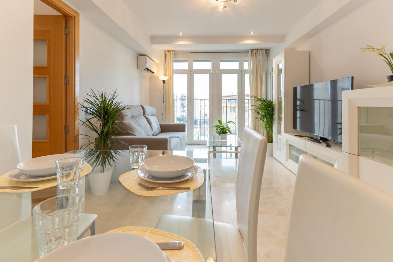 Charming 3 Bedroom Apartment At Triana Center By Oui Sevilha Exterior foto